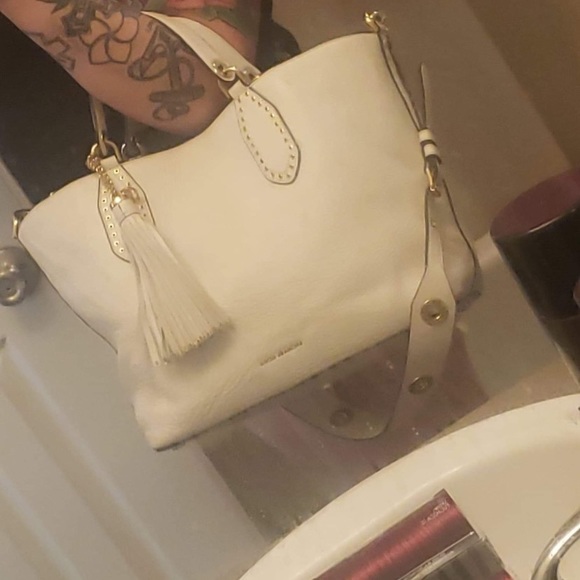 Large Michael Kors Purse - Picture 2 of 6